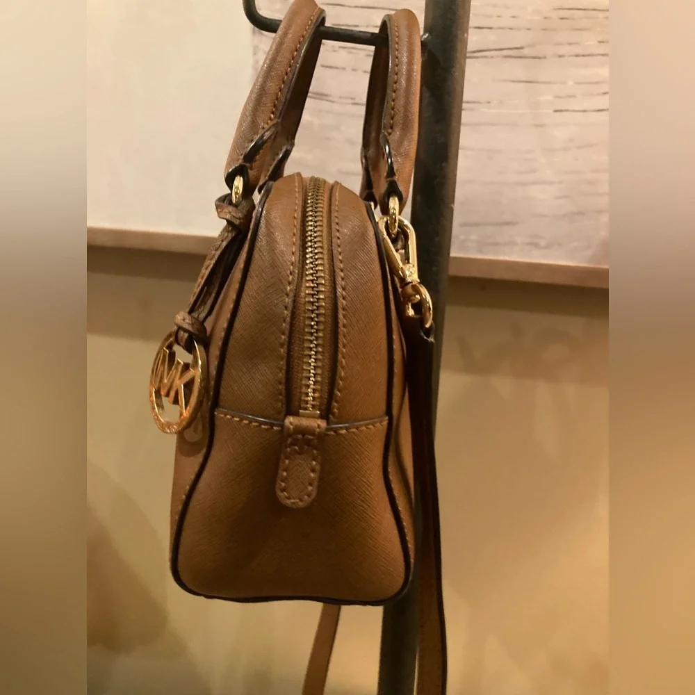 Michael Kors Saffiano Leather Large Satchel Crossbody Bag Logo Charm Caramel 398